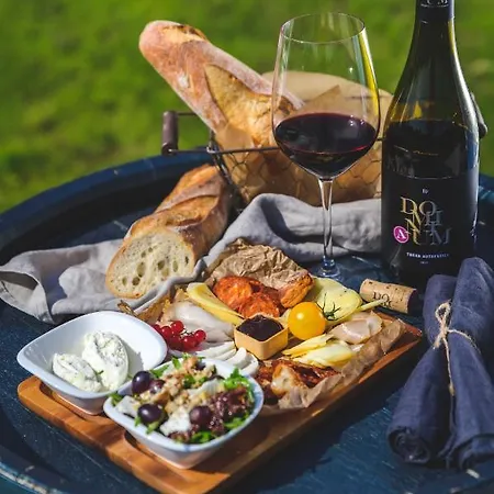 Dominium Pinceszet Es Panzio Nocleg ze śniadaniem 3*